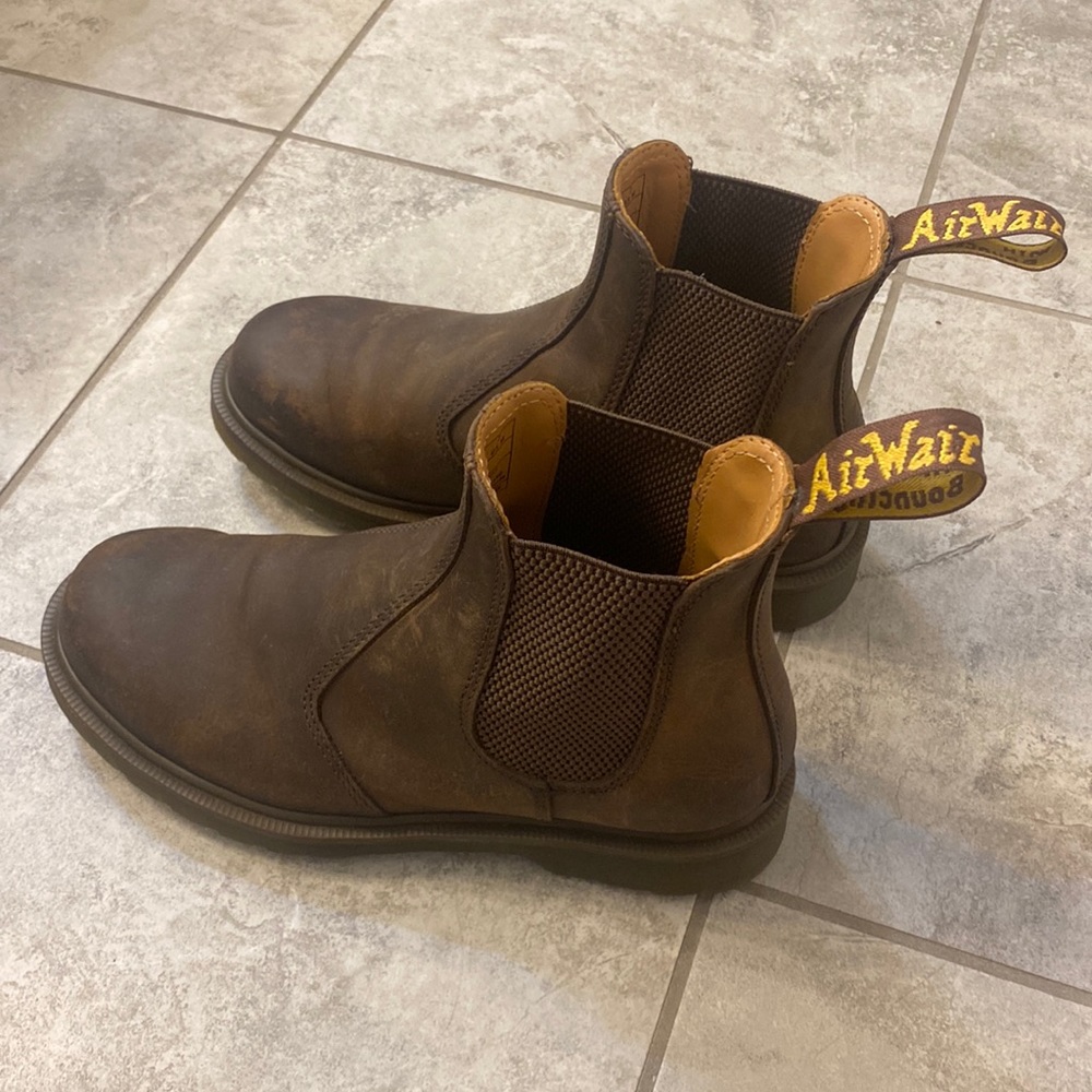 Dr. Martens Chelsea Boots (Crazy Horse Brown) model 2976